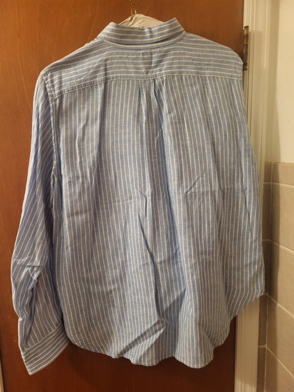 Women's Chaps Women's Blue & White Striped Linen-Blend Button-Down Shirt (XL) - Picture 2 of 4